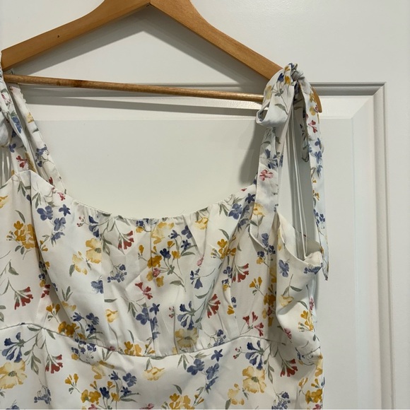 Abercrombie & Fitch Faux Silk White Floral Tie Strap Mini Dress Ruffle Summer XL - Picture 7 of 13